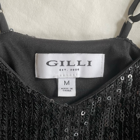 GILLI Women’s Sequin Top - Picture 2 of 3